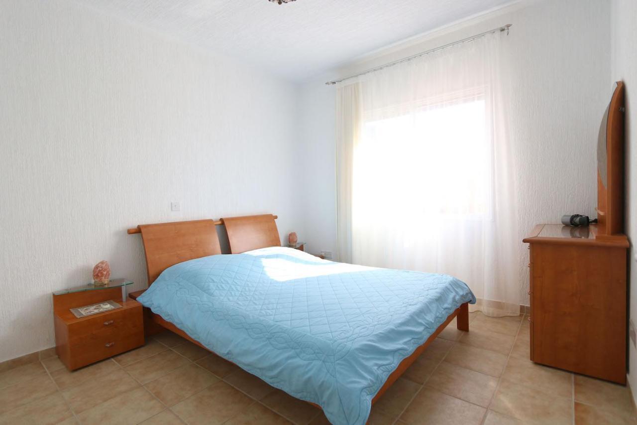 Limnaria Gardens B Apartment Paphos Exterior photo